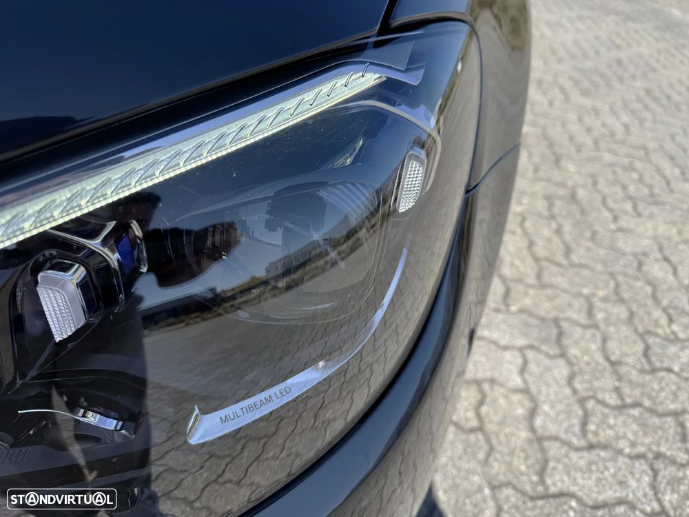 Mercedes-Benz E 300 de AMG Line - 10