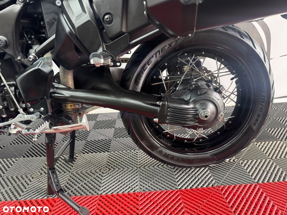 Yamaha Super Tenere - 17