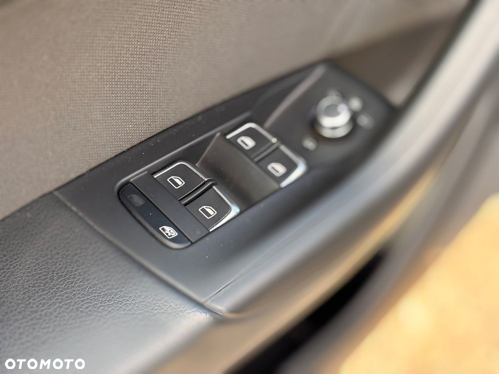 Audi Q3 1.4 TFSI CoD ultra S tronic - 11