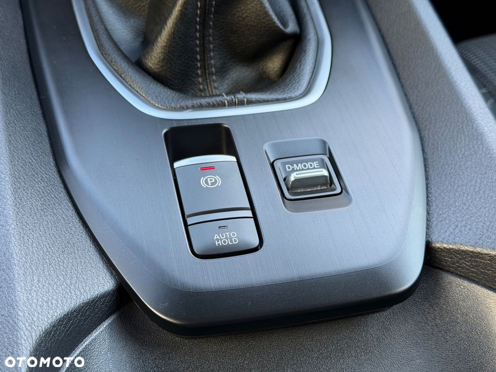 Nissan Qashqai 1.3 DIG-T MHEV N-Connecta - 25