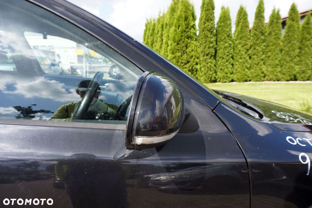LUSTERKO ELEKTRYCZNE PRAWE OCTAVIA II 1Z5 LIFT 9910 UK CZARNY 7-PIN SKODA 2008-2013 - 2