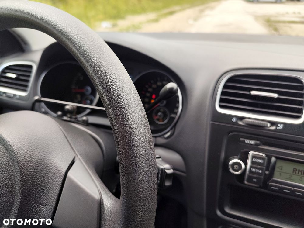Volkswagen Golf - 19