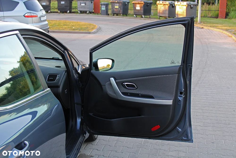 Kia Ceed 1.6 CRDi 128 Dream-Team Edition - 15