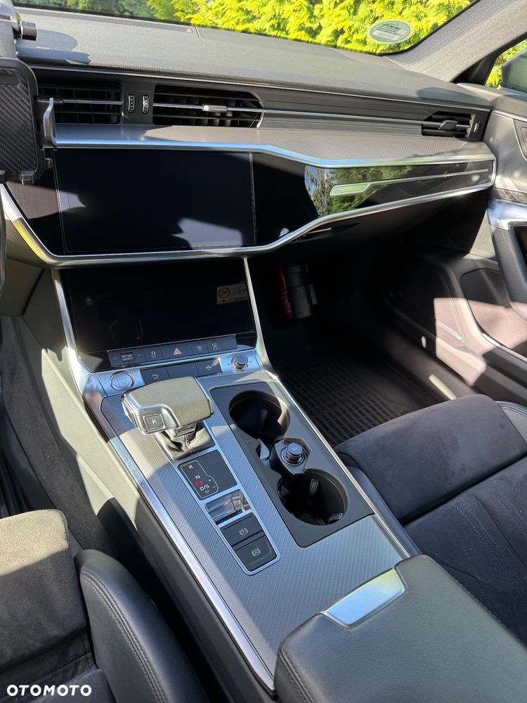 Audi A6 Avant 40 TDI S tronic design - 24