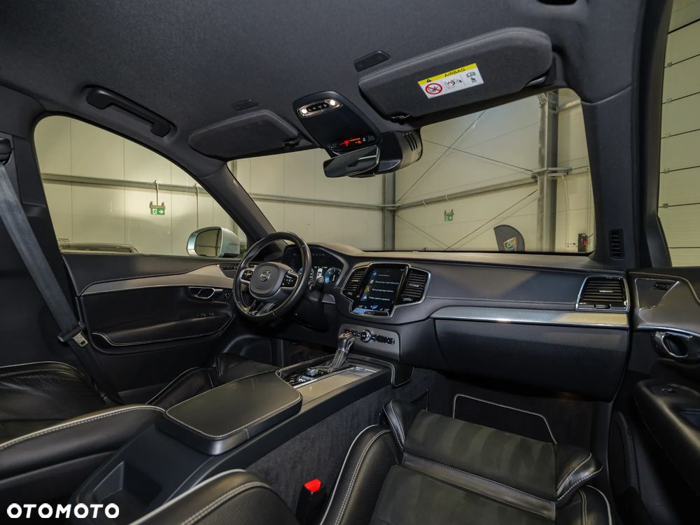 Volvo XC 90 D5 SCR AWD R-Design 7os - 22