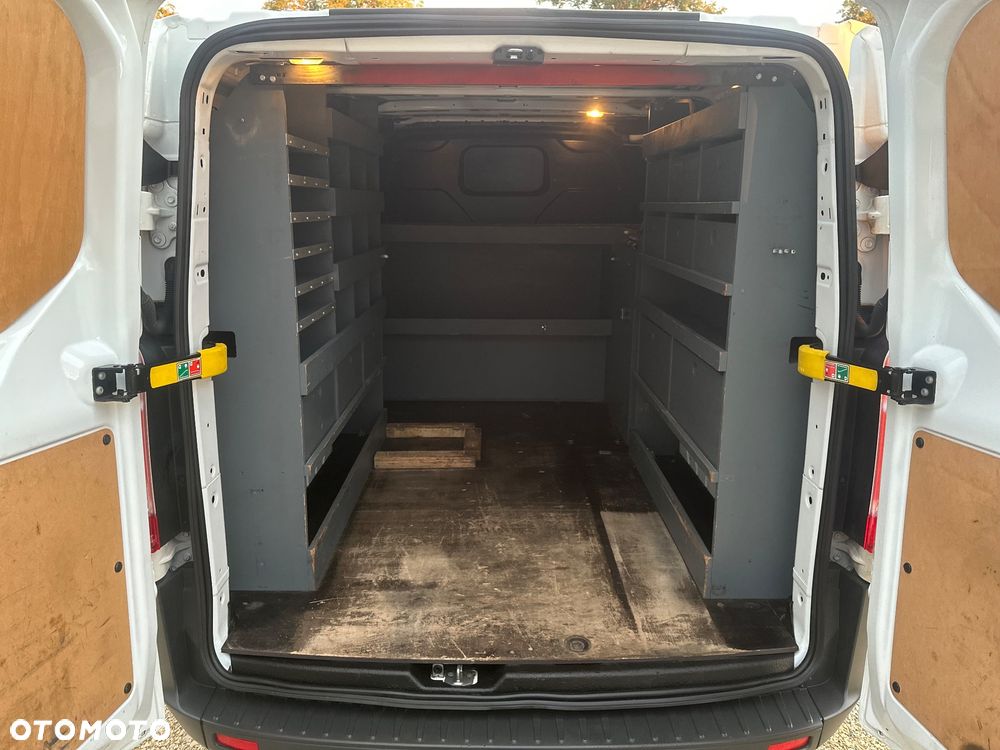 Ford Transit Custom - 14