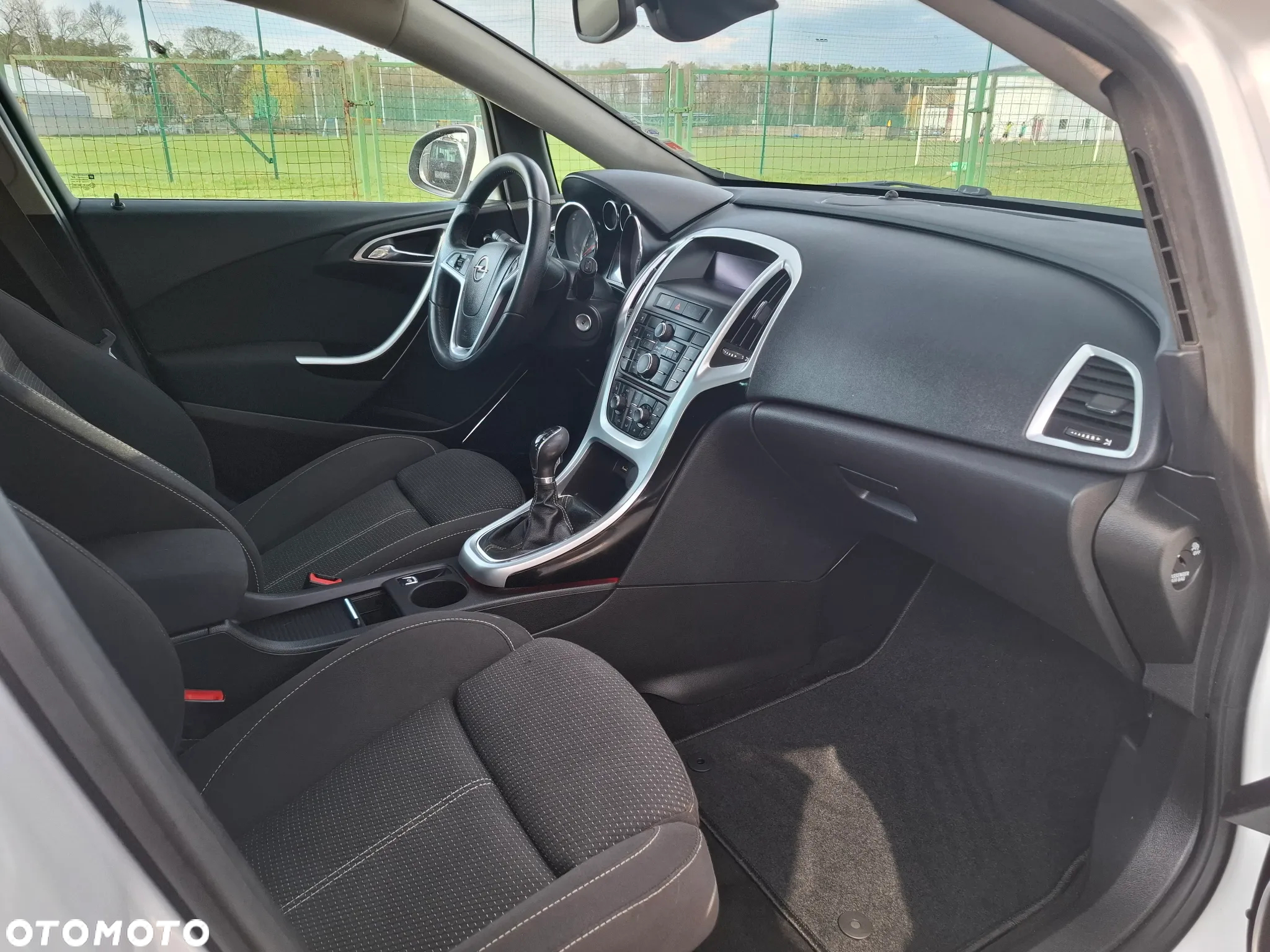 Opel Astra 1.4 Turbo Sports Tourer - 12