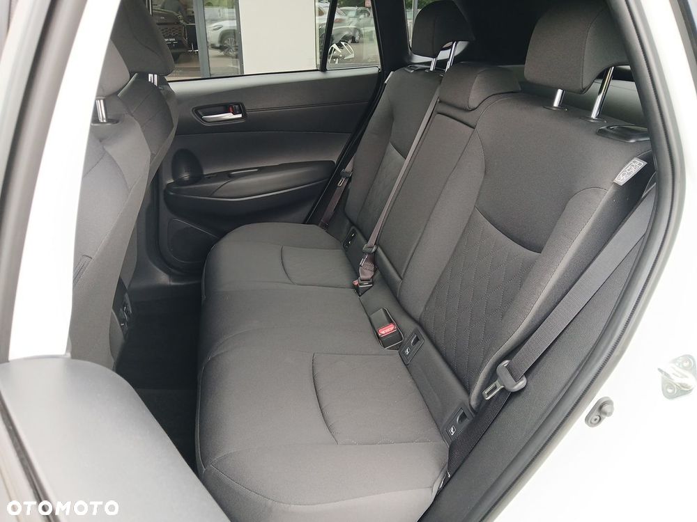 Toyota Corolla Cross - 39