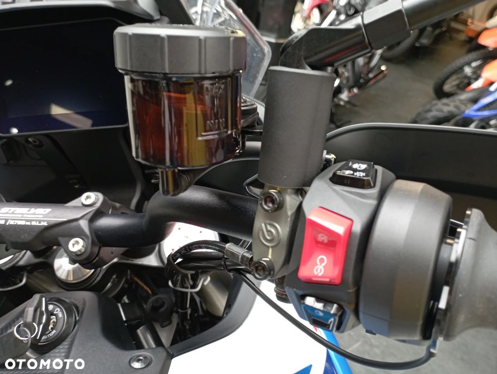 Moto Guzzi Stelvio - 10