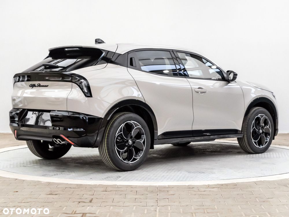 Alfa Romeo Junior 1.2 VGT Ibrida Ti - 5