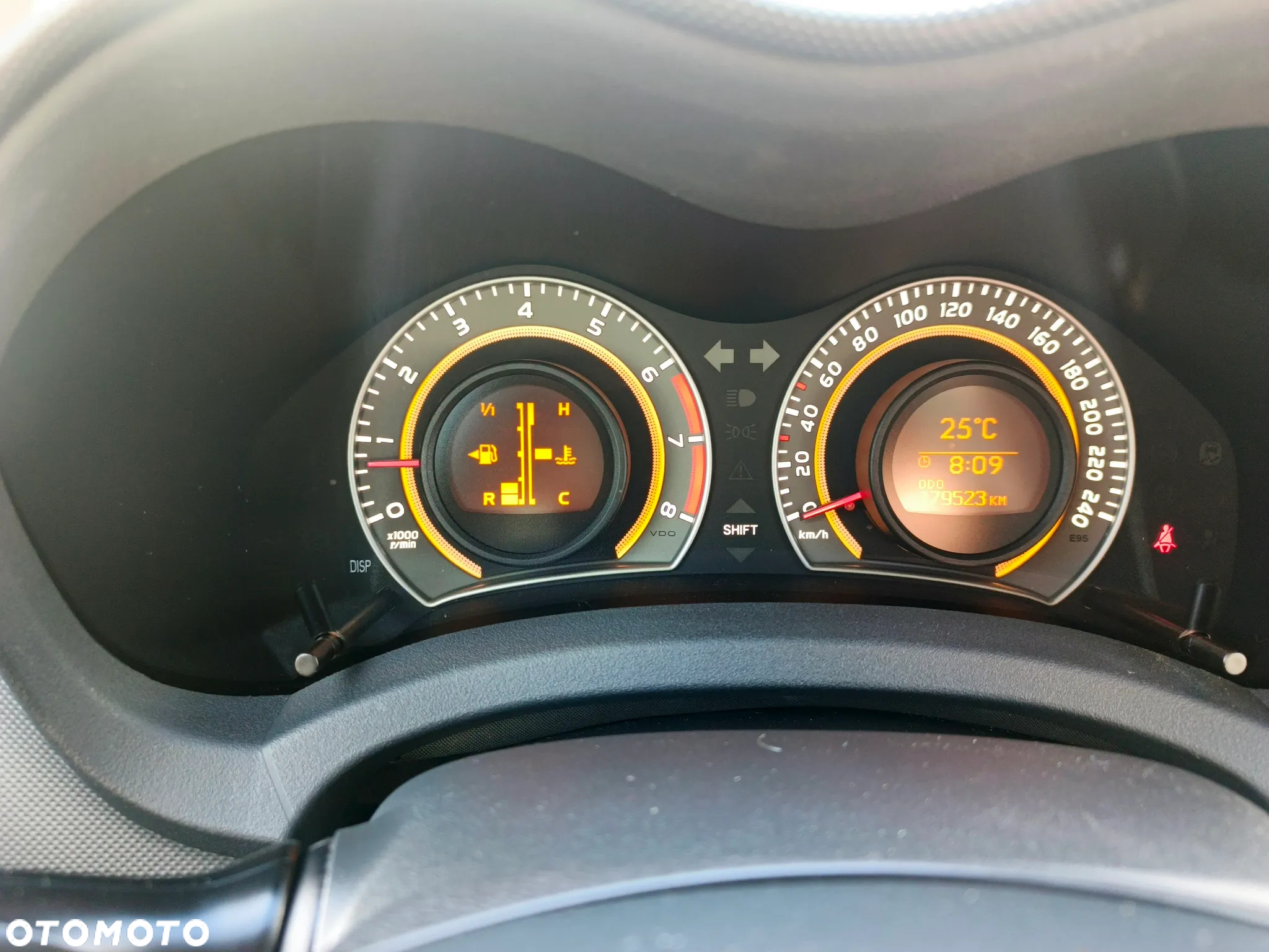 Toyota Auris 1.33 VVT-i - 28