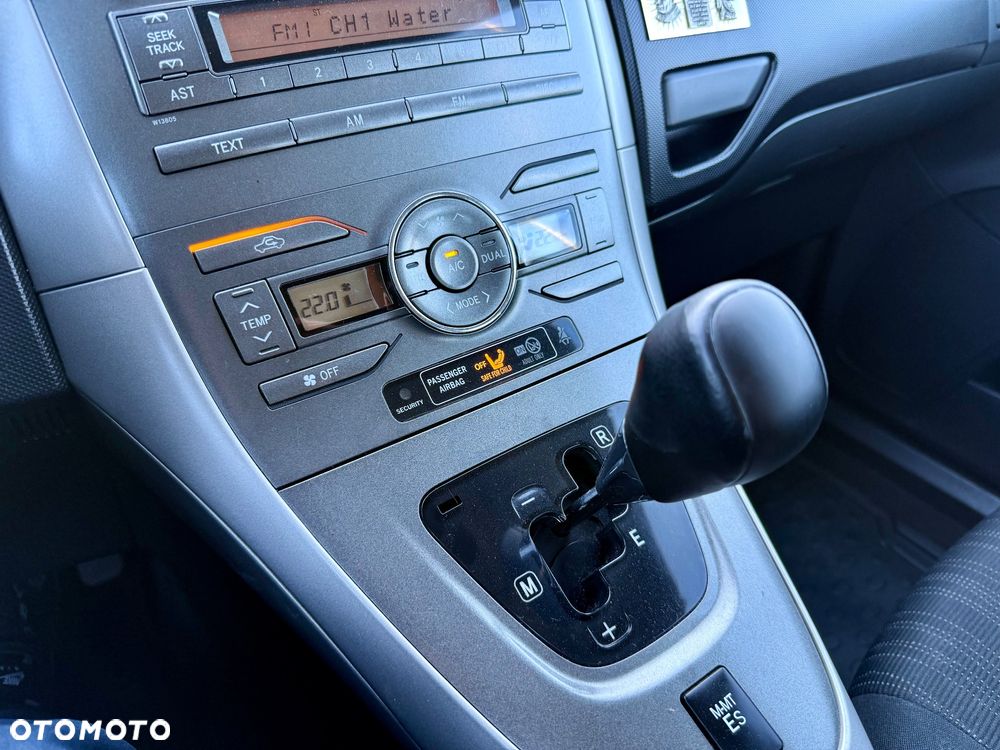 Toyota Auris 1.6 VVT-i Multimode Executive - 12