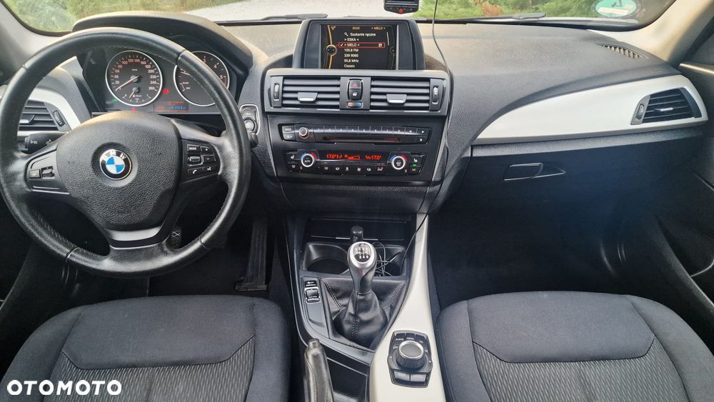 BMW Seria 1 116d EfficientDynamics - 9