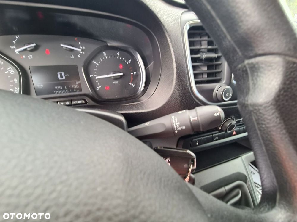 Peugeot Expert - 22