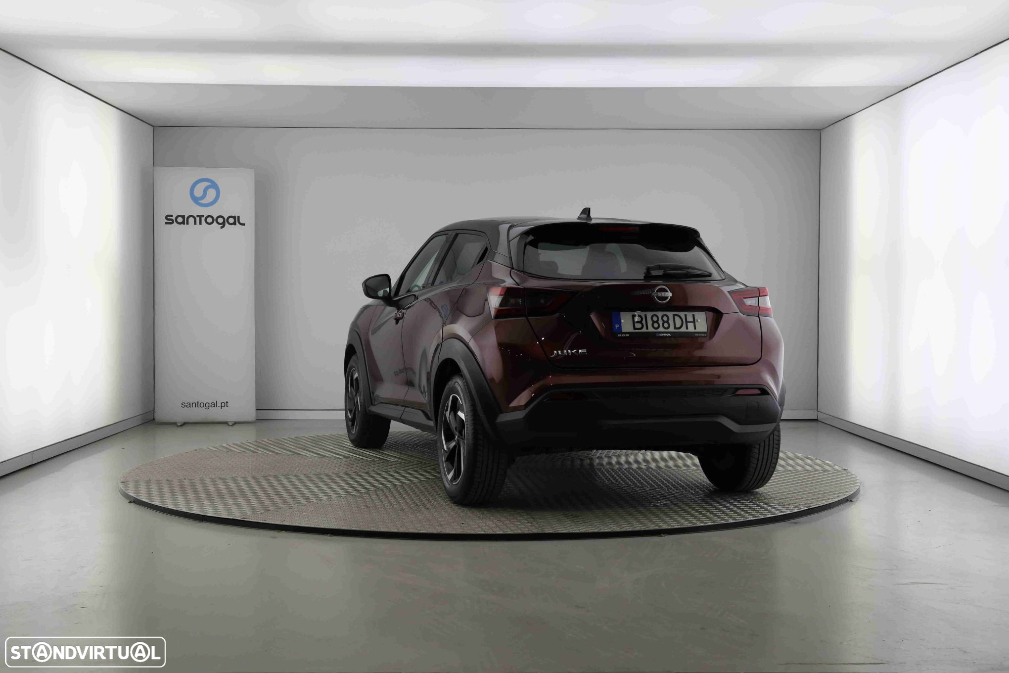 Nissan Juke 1.0 DIG-T N-Connecta NAV.+TwoTone NC - 4