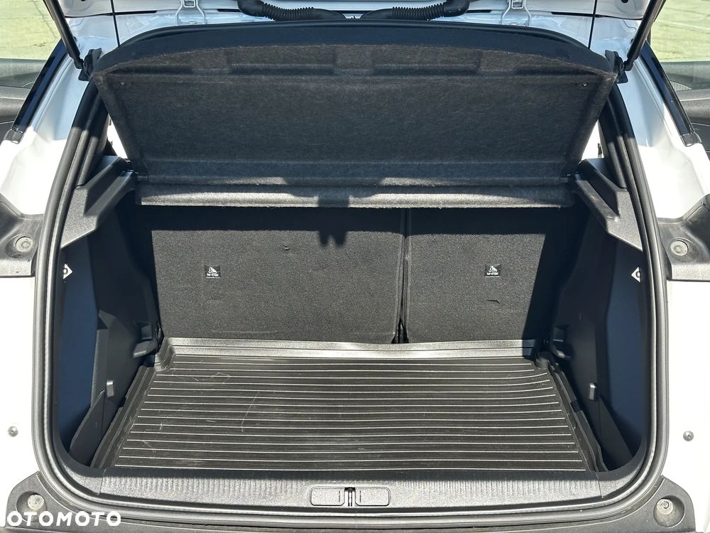 Peugeot 2008 PureTech 130 EAT8 Allure - 33