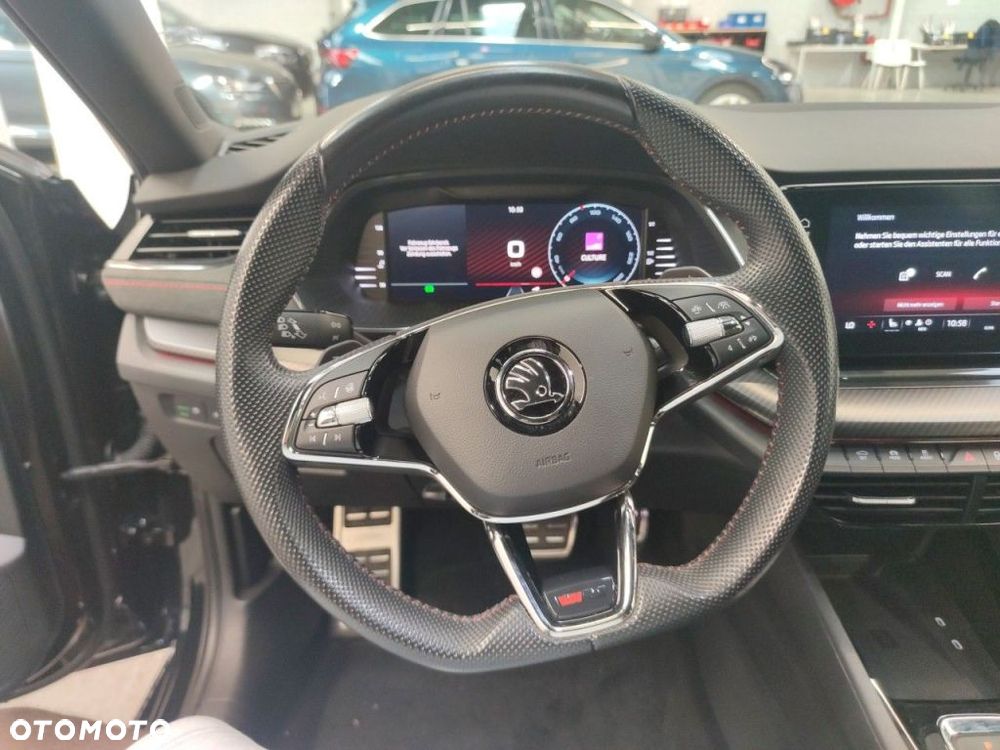Skoda Octavia 2.0 TDI RS DSG - 10