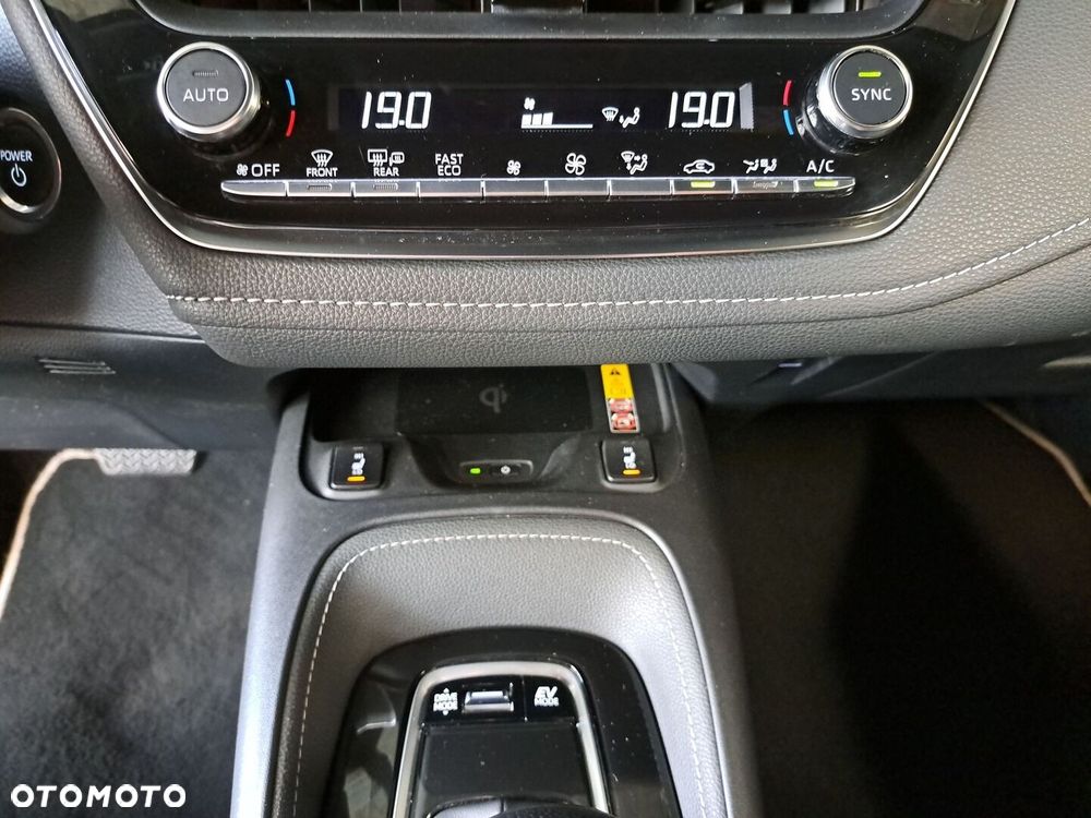Toyota Corolla 1.8 Hybrid Style - 27