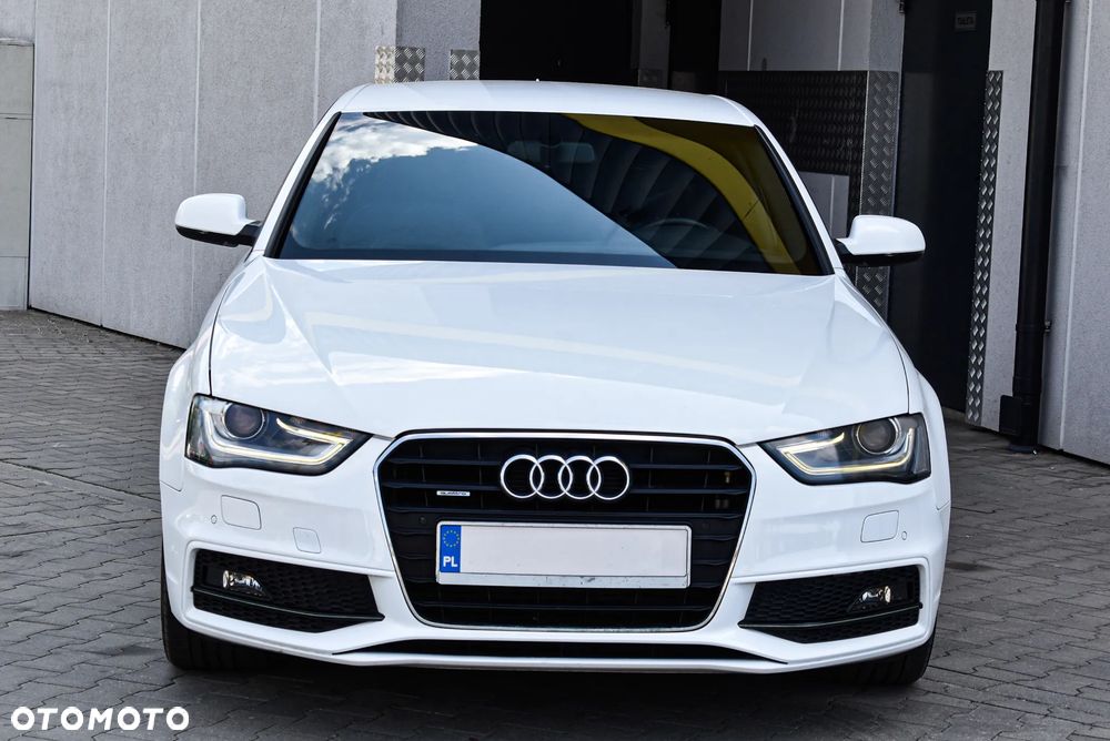 Audi A4 Limousine - 16