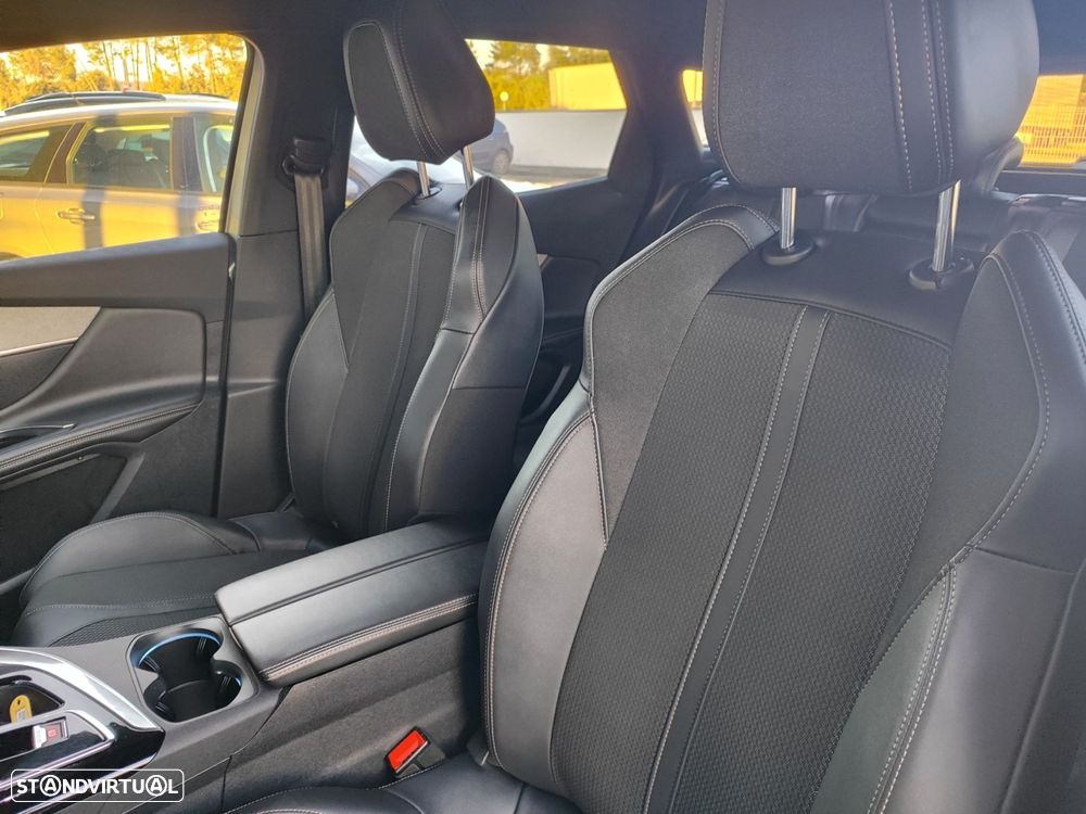 Peugeot 3008 1.6 Hybrid GT e-EAT8 - 13