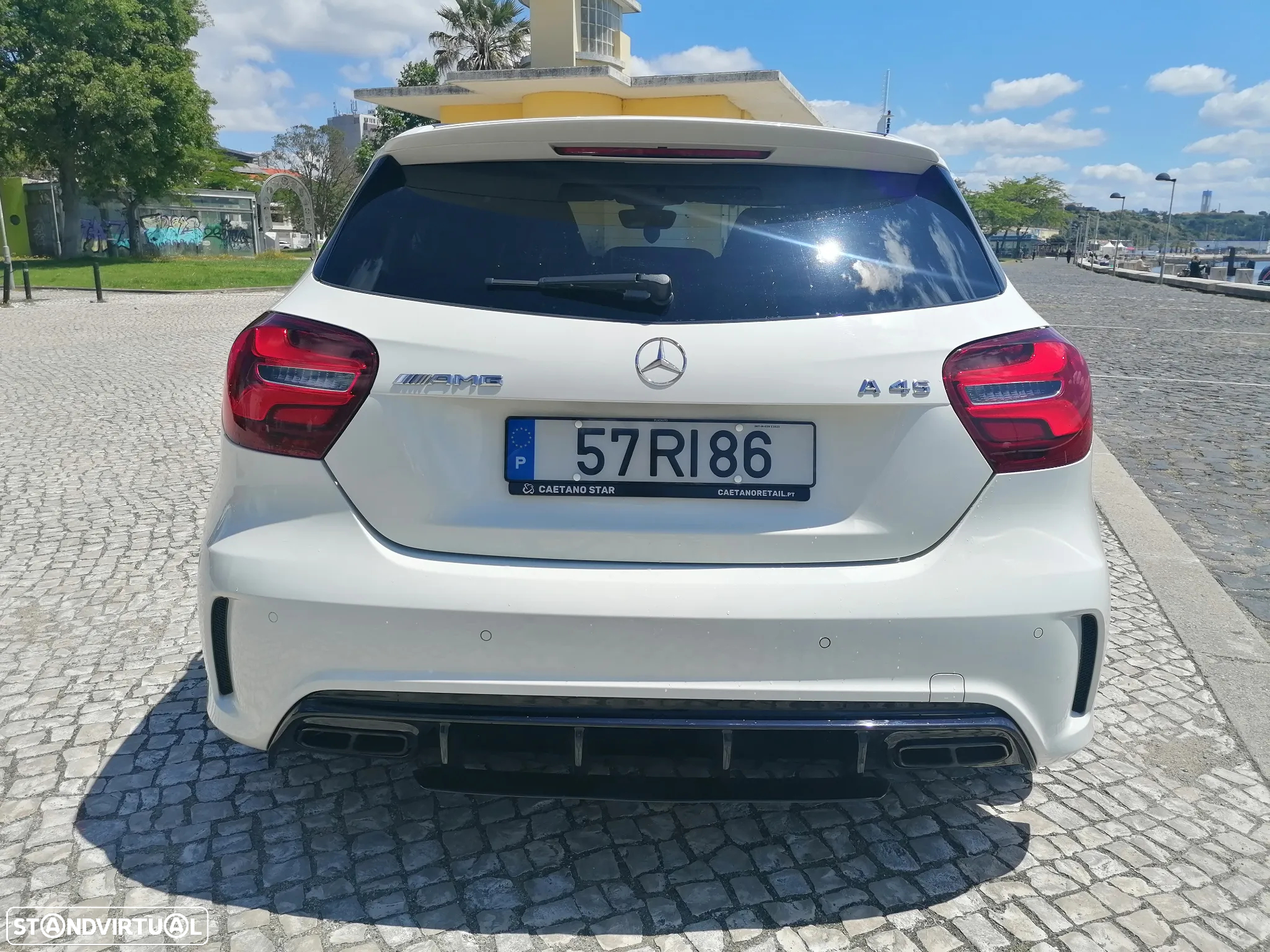 Mercedes-Benz A 45 AMG 4-Matic - 5