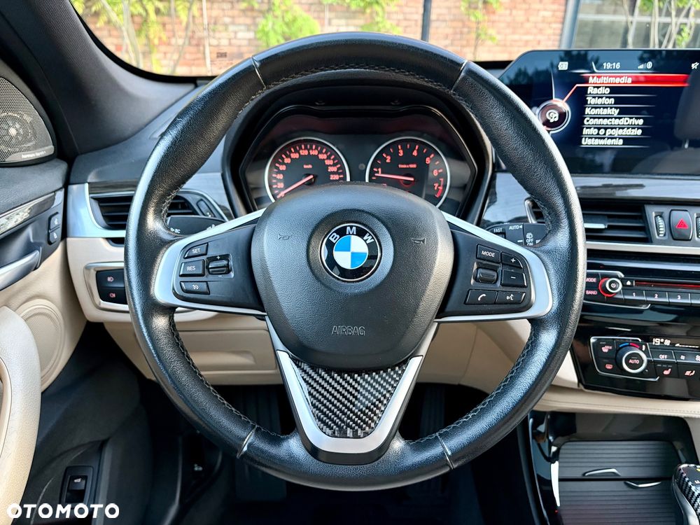BMW X1 xDrive25i xLine - 22