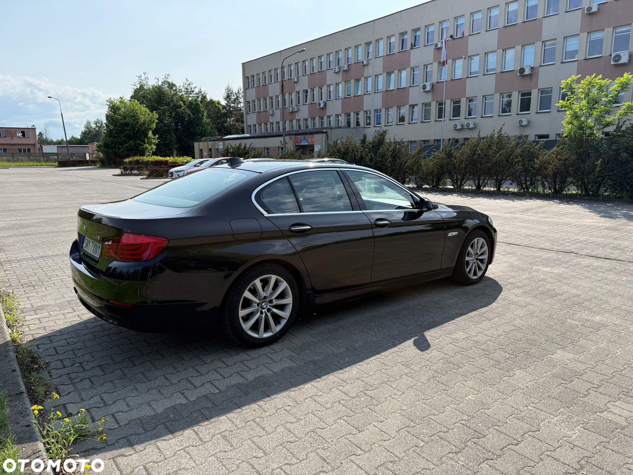 BMW Seria 5 528i xDrive - 5
