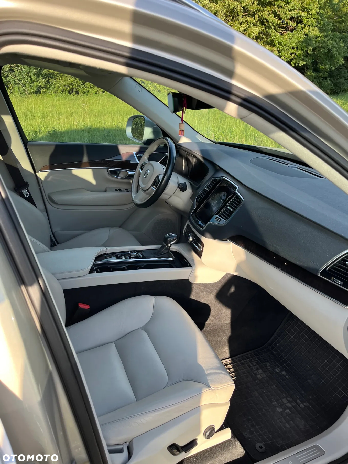 Volvo XC 90 T6 AWD Momentum 7os - 21