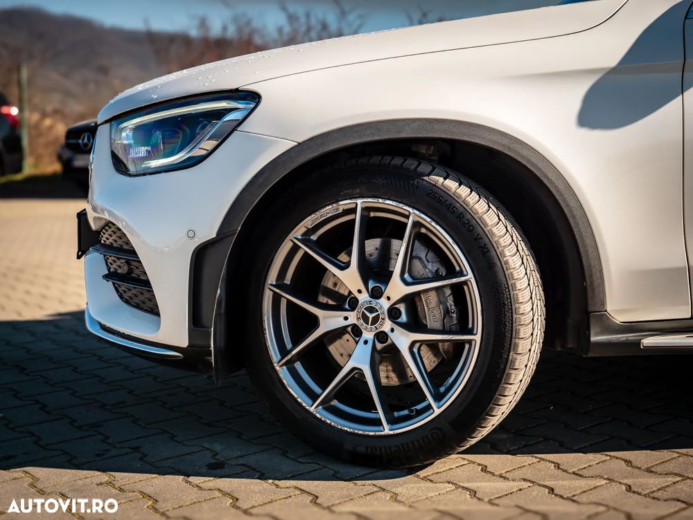 Mercedes-Benz GLC 220 d 4MATIC - 12