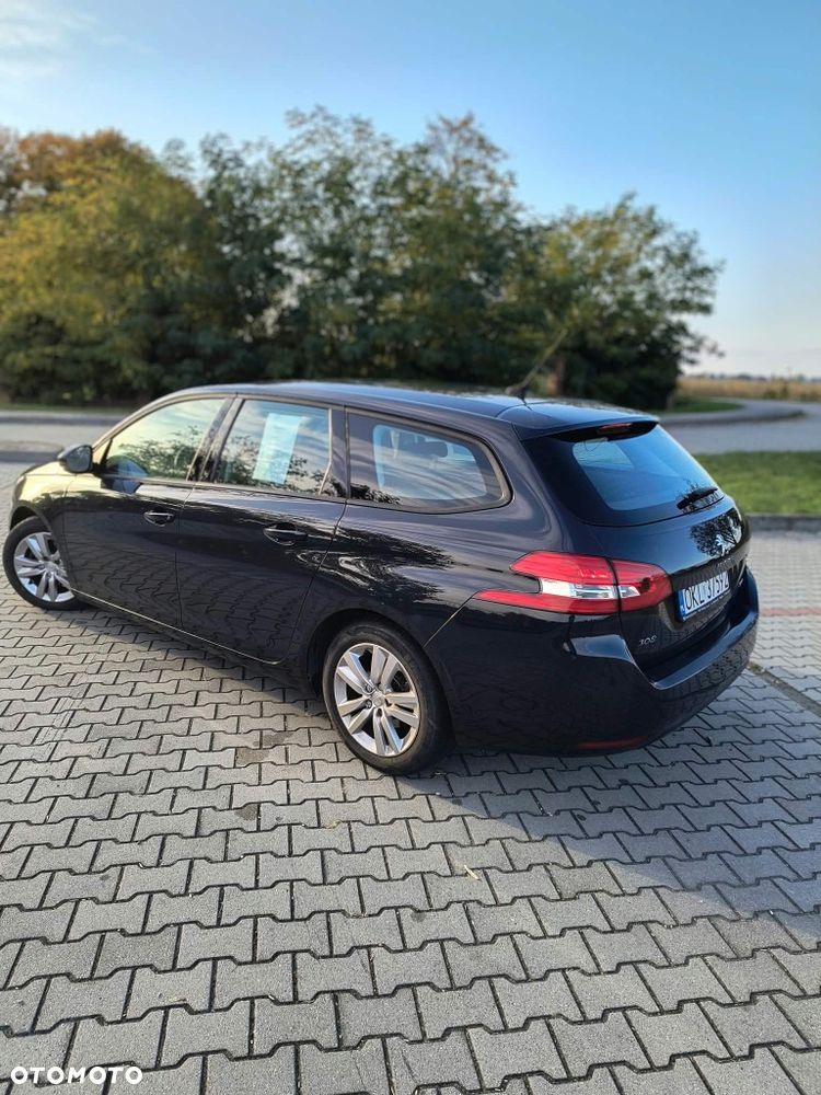 Peugeot 308 2015 photo 5
