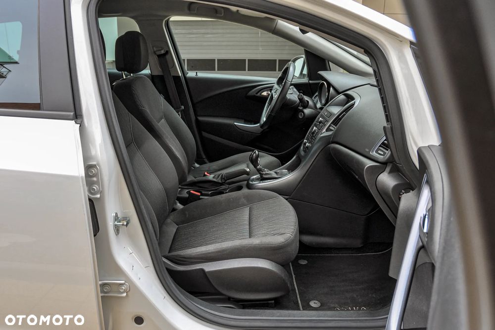Opel Astra - 11