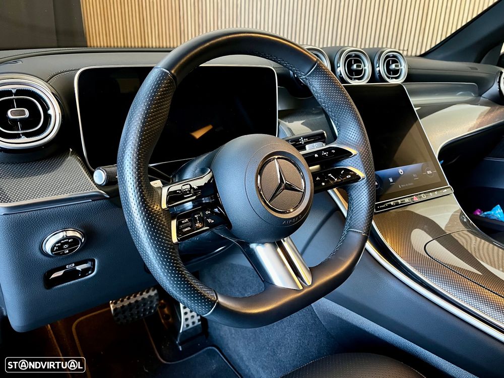 Mercedes-Benz GLC 300 de 4Matic 9G-TRONIC AMG Line Advanced - 9