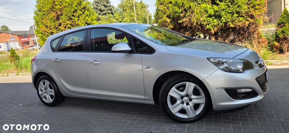 Opel Astra 1.6 CDTI Sport - 19