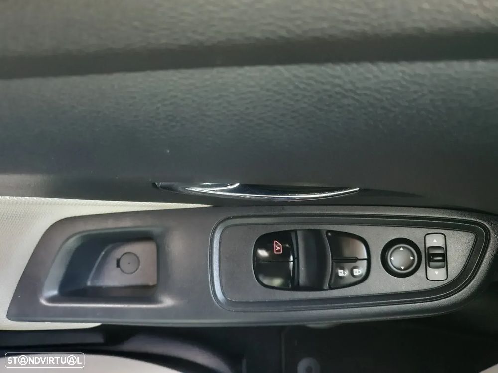 Nissan Micra 0.9 IG-T N-Connecta Skyline S/S - 27