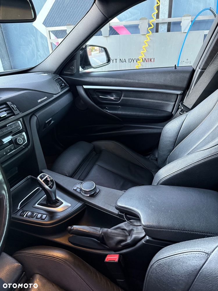 BMW Seria 3 340i Edition M Sport Shadow - 7