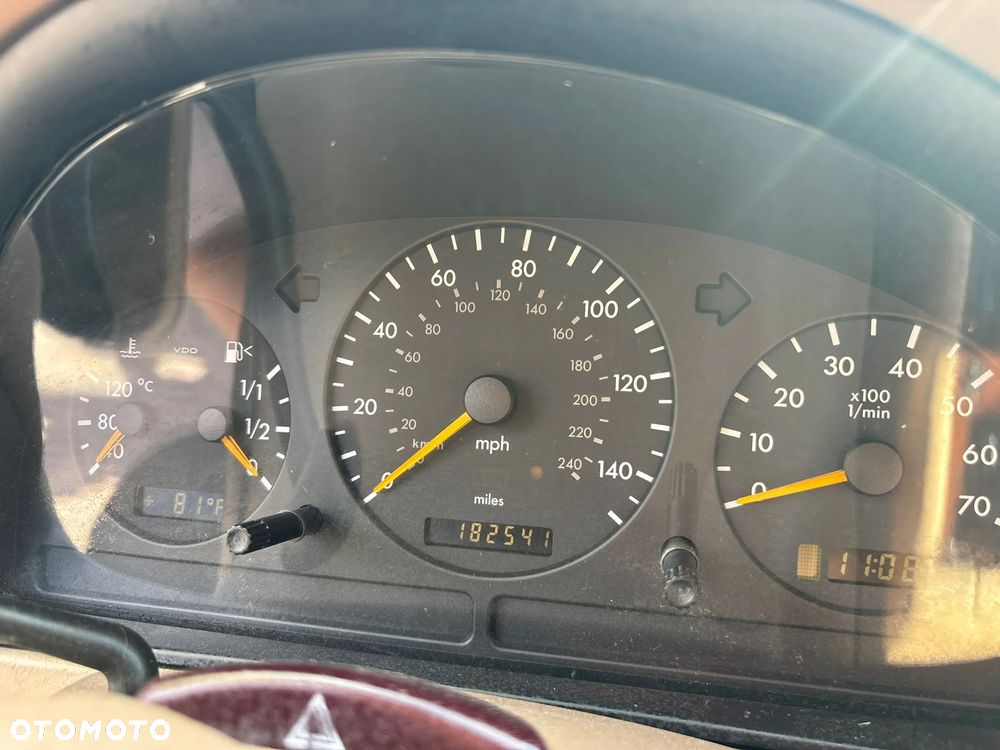 Mercedes-Benz ML 320 - 19