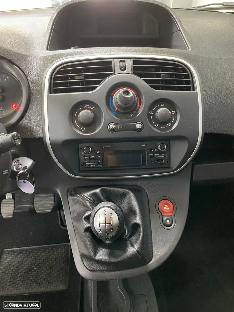 Renault KANGOO MAXI - 12