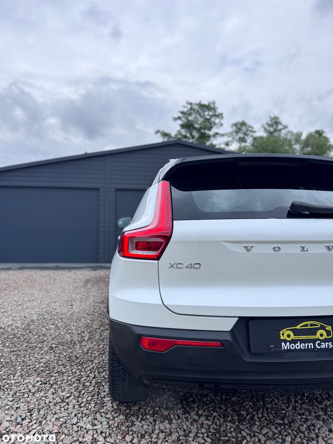 Volvo XC 40 B4 B AWD Geartronic RDesign - 17