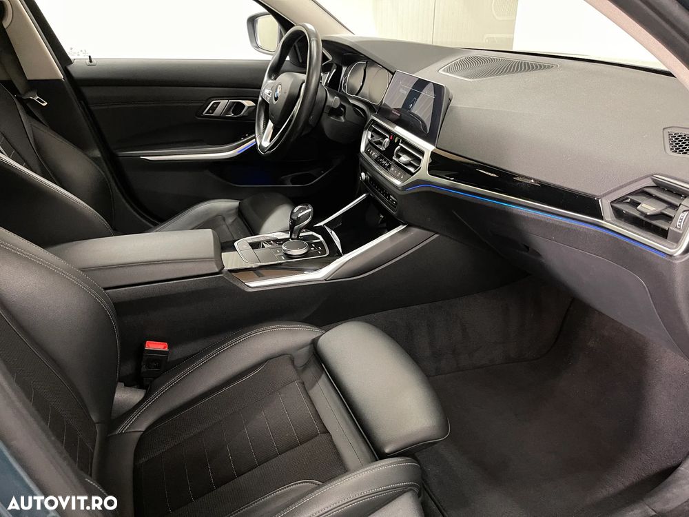 BMW Seria 3 320d xDrive AT MHEV - 11