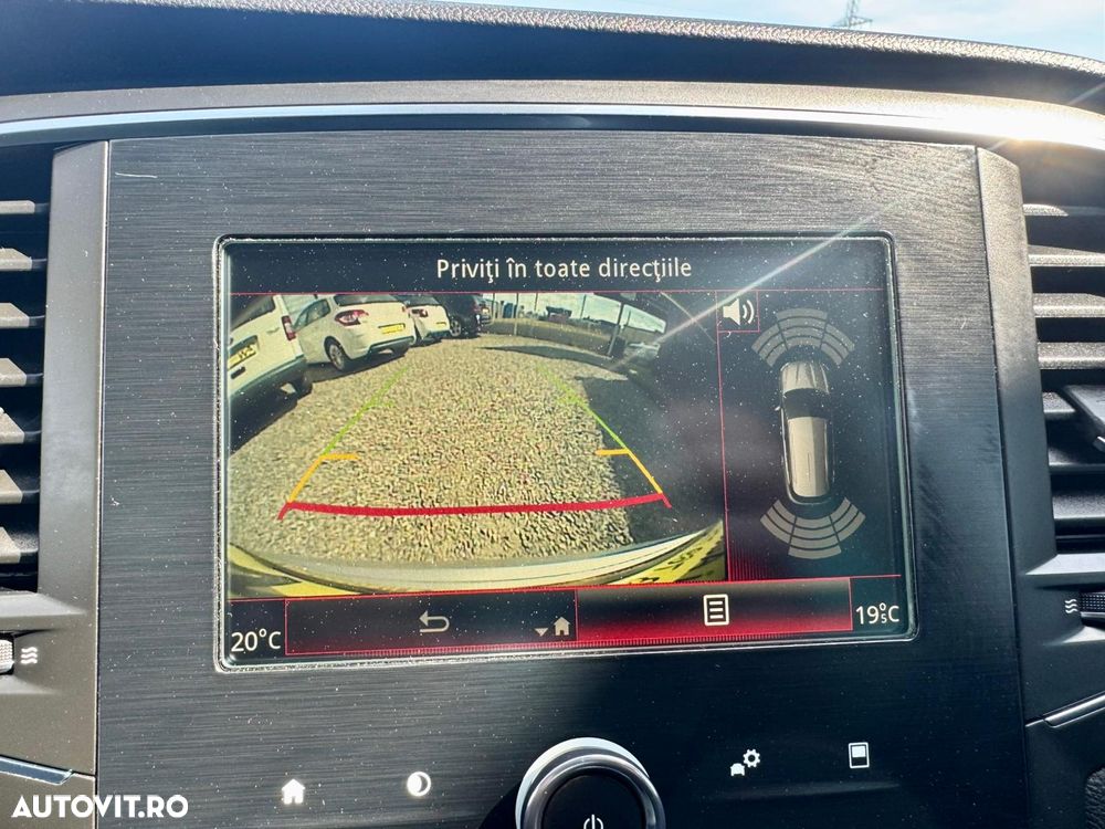 Renault Megane TCe 140 GPF LIMITED - 23