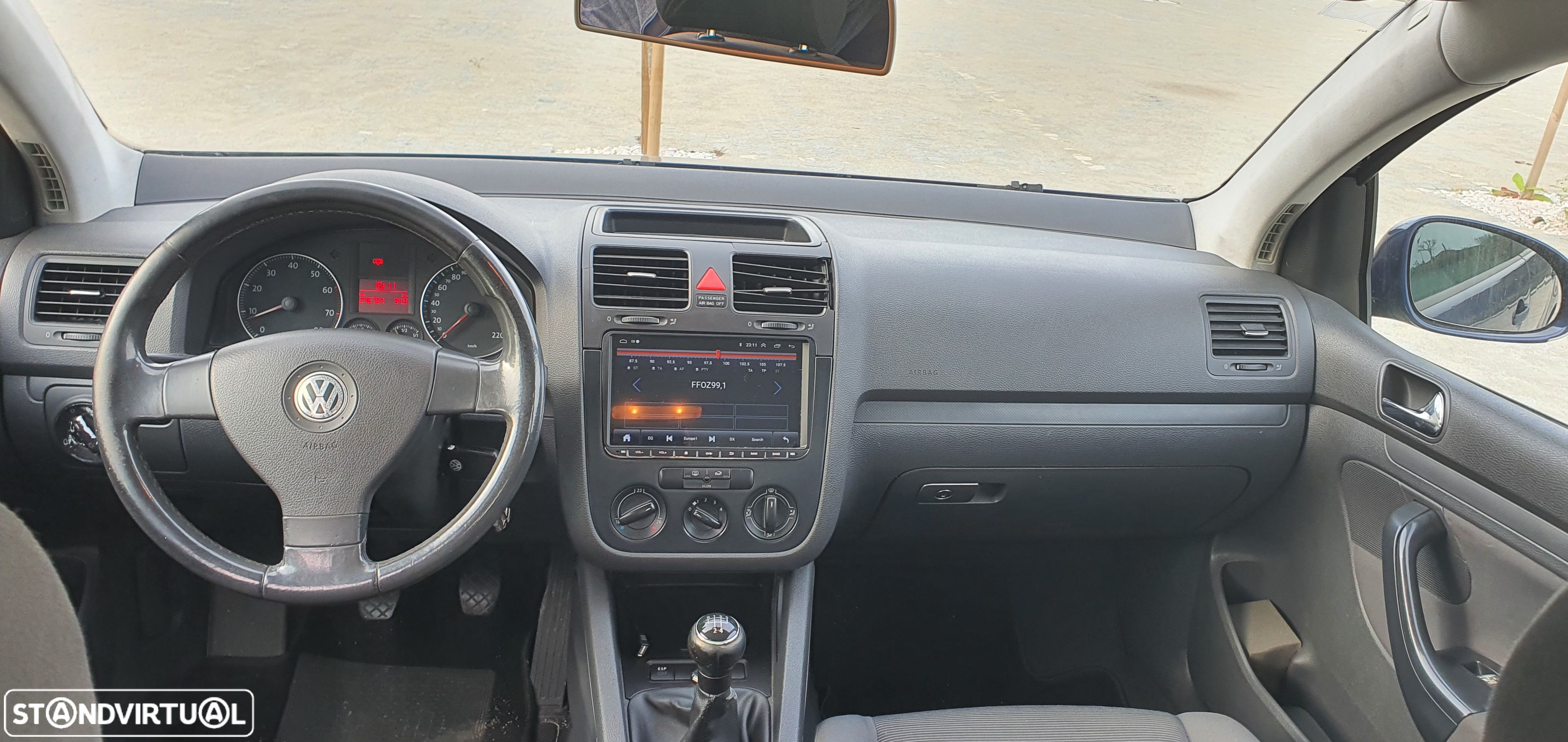 VW Golf - 1
