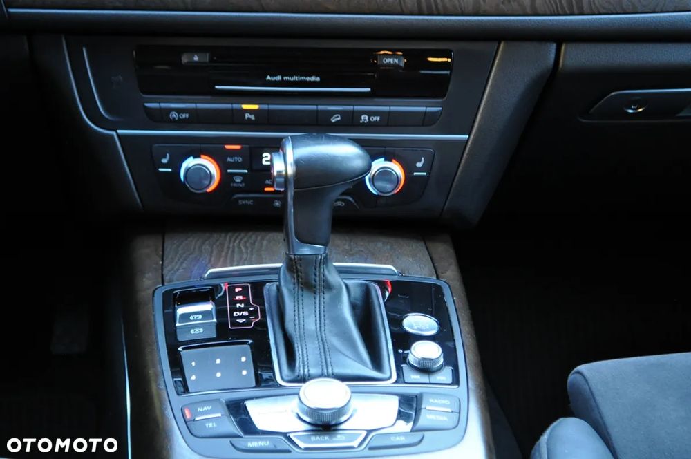 Audi A6 Allroad - 27