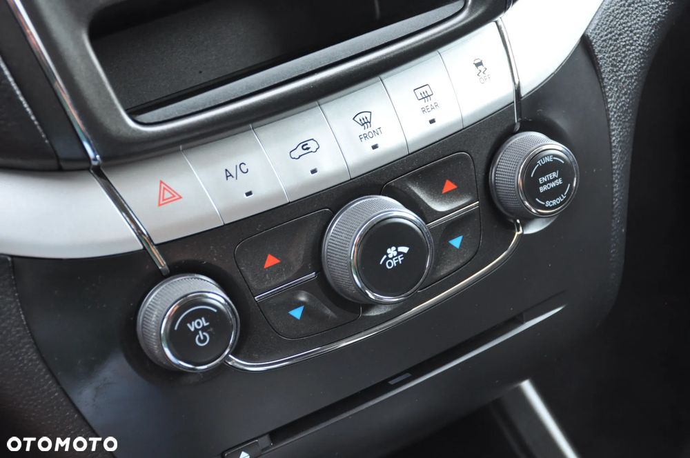 Dodge Journey - 35