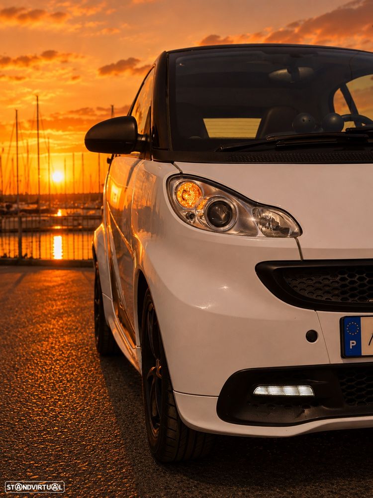 Smart ForTwo Coupé softouch black&white limited micro hybrid drive - 6