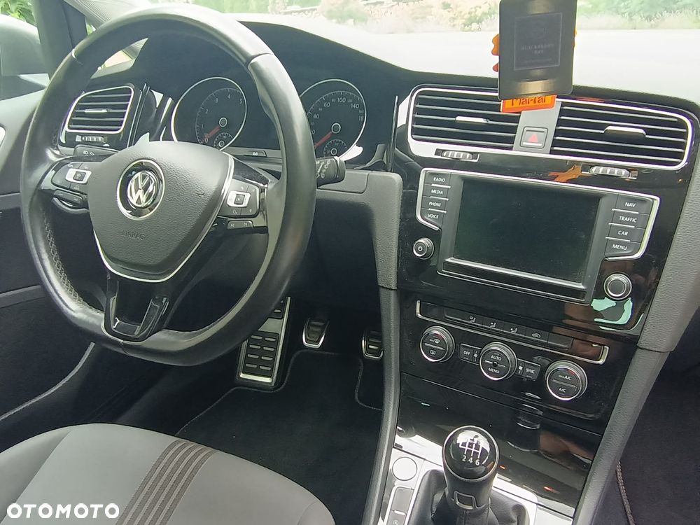 Volkswagen Golf 1.4 TSI (BlueMotion Technology) Highline - 24