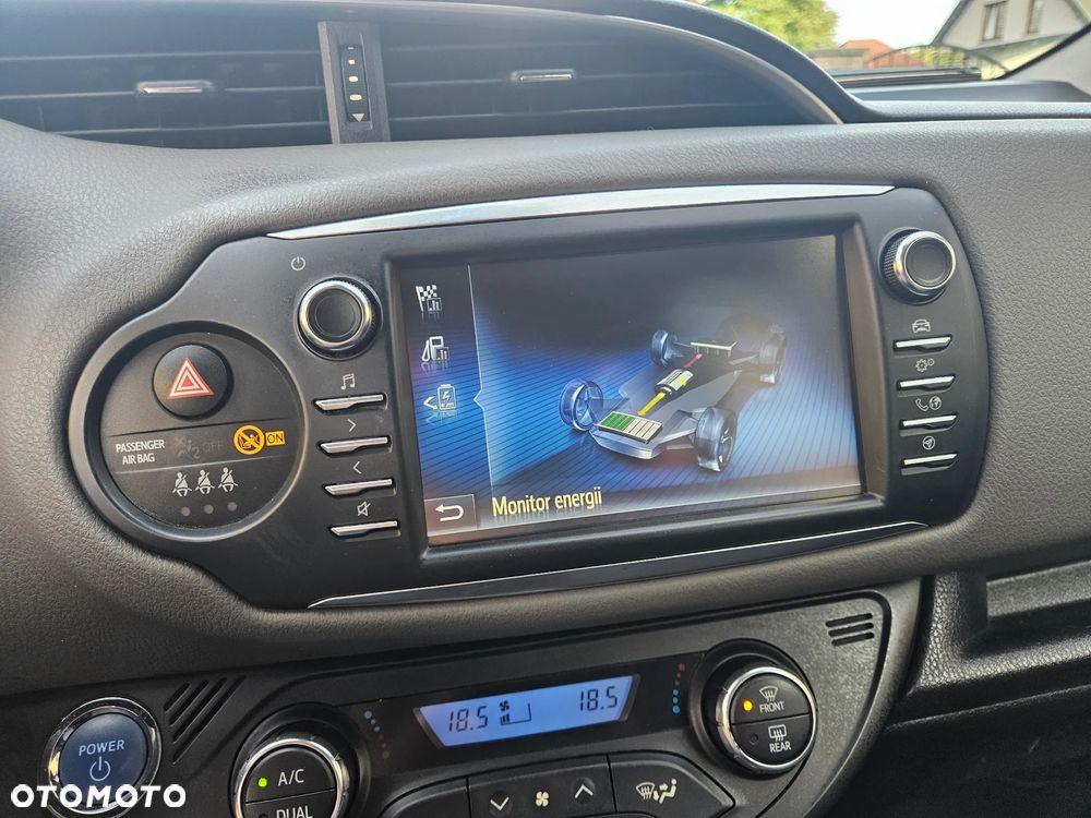 Toyota Yaris Hybrid 1.5 VVT-i Club - 16