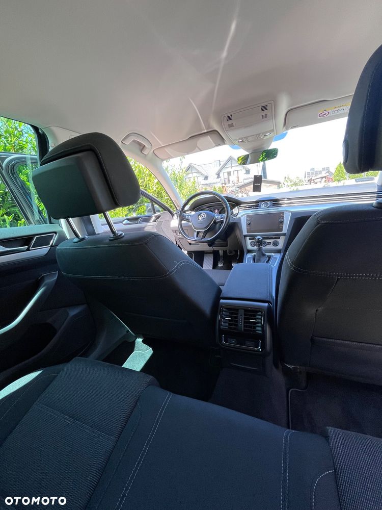 Volkswagen Passat 2.0 TDI BMT Comfortline - 21