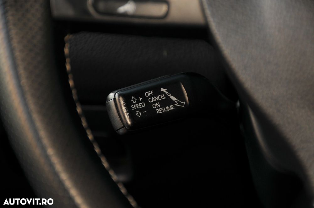 Volkswagen Passat CC - 21