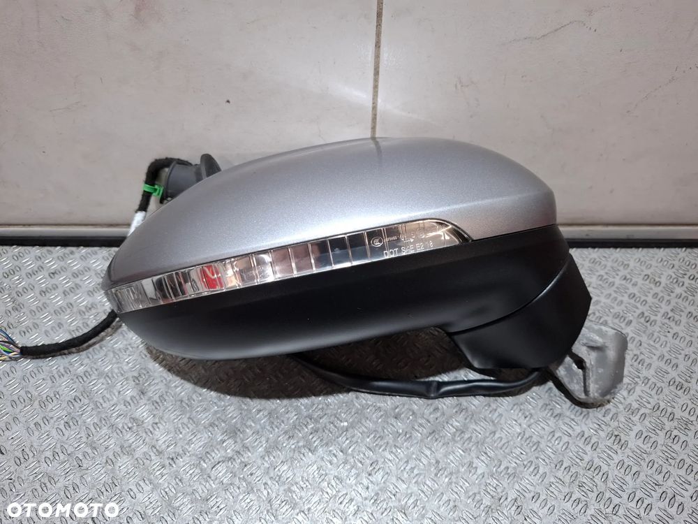 Lusterko przednie prawe pasażera Volkswagen Passat B8 rok 2019 lift kombi nr 0416320 13 PINÓW  kolor LB7SL - 1