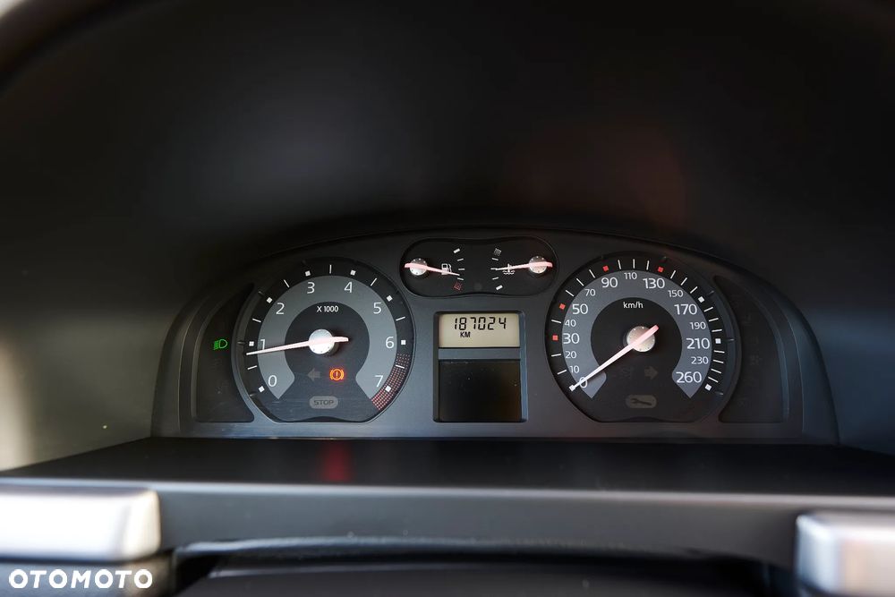 Renault Laguna 2.0 16V Expression - 7